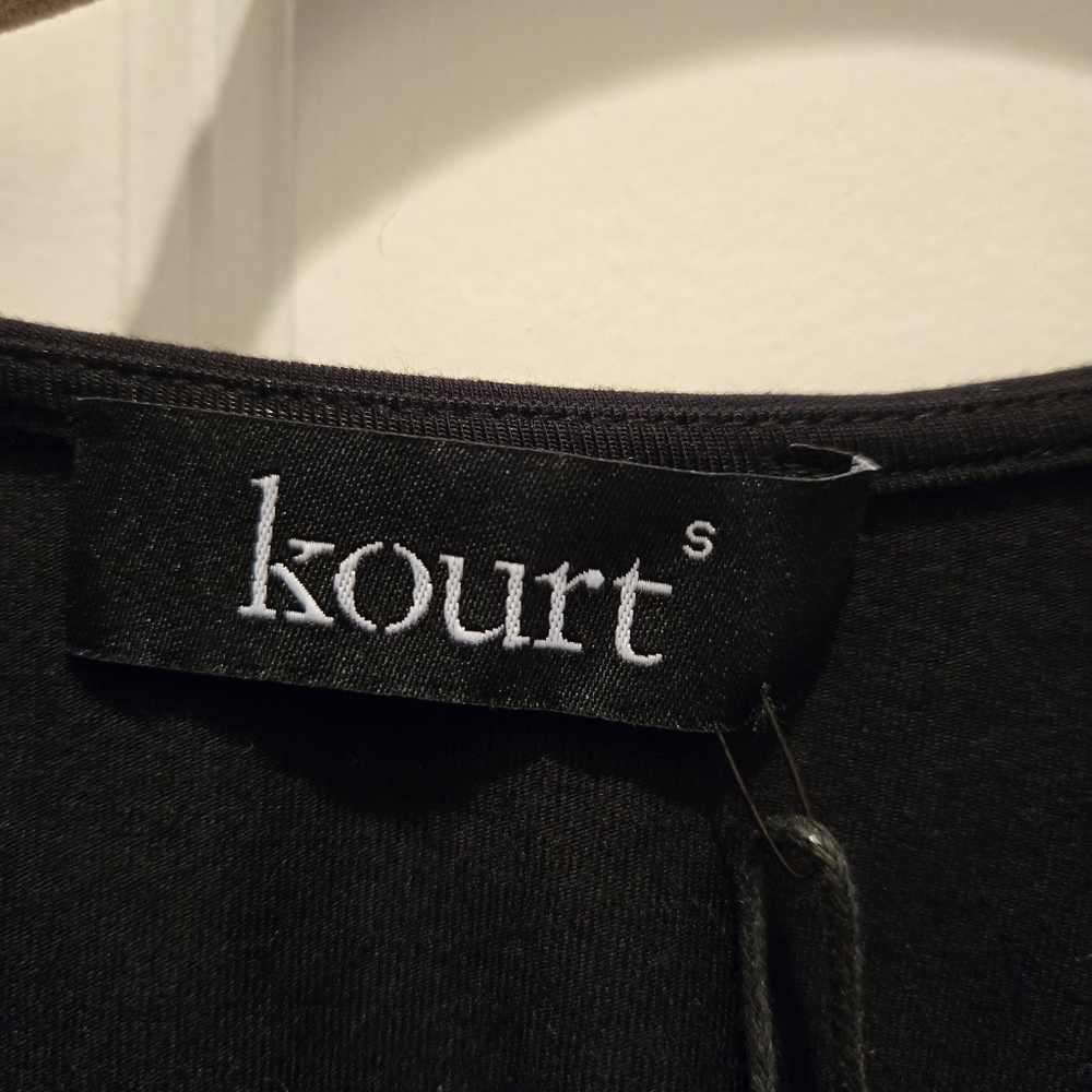 NWT Kourt Sleeveless Top S Black V Neck Bias Cut Stretchy Tank Sexy Flattering - Picture 4 of 8